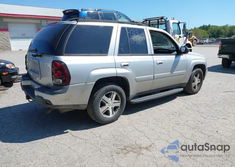 2005 Chevrolet Trailblazer Lt from USA, damaged, VIN 1GNDT13S952312199